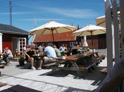 Aero - lunch place