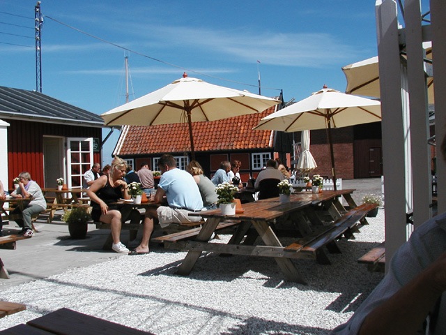 Aero - lunch place