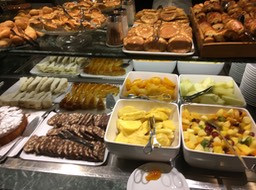 breakfast at our Lisbon Hotel!