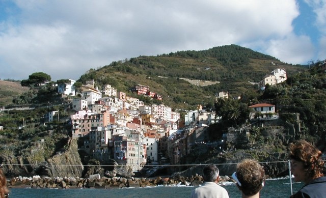 cinque_terre_town