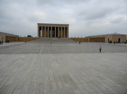 DSCN0399.JPG Ataturk's mausoleum & museum
