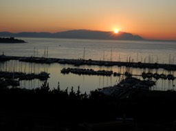 DSCN0667.JPG sunset over Kusadasi harbor