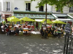 lunch near Sacr�-Coeur