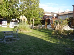 Les Passiflores B&B, hamlet of Huguets