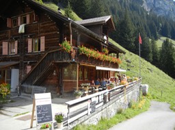 lunch stop in Blumlisalp