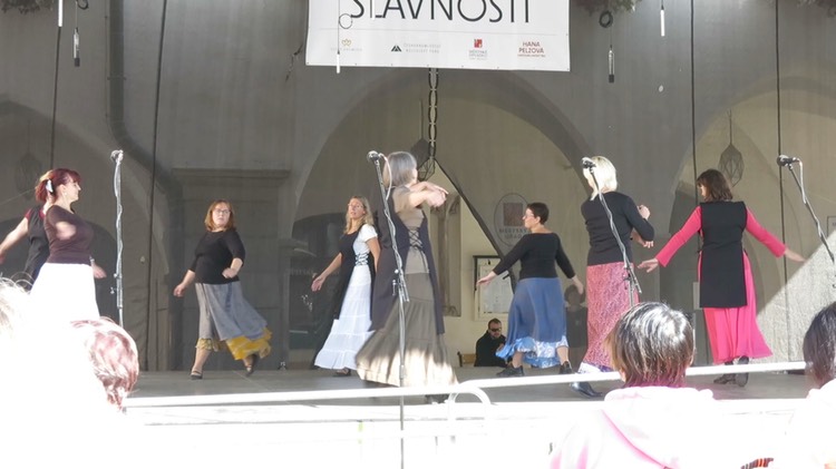 festival-dancers-video-4