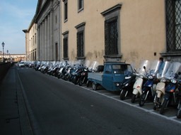 Florence_vespas