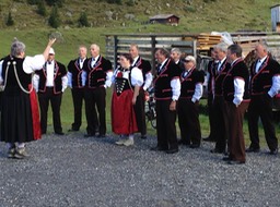 performers at the Chasteilet