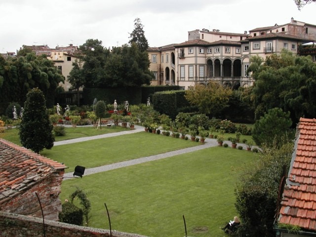 Lucca_estate