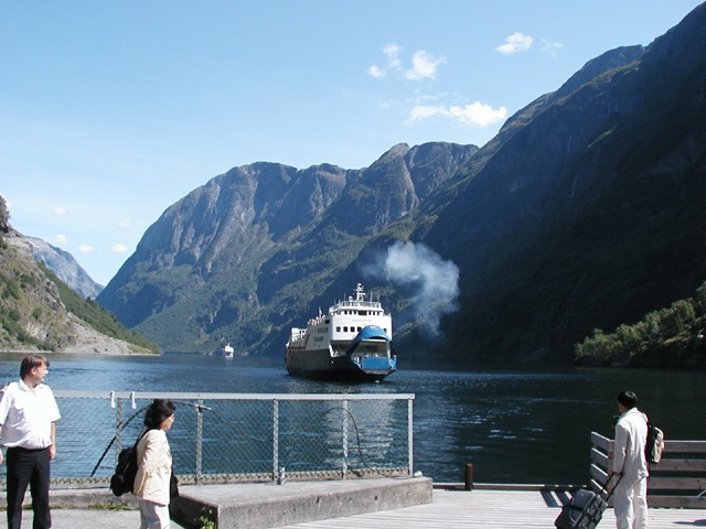 nutshell_ferry