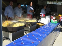 plenty of food at the festival!