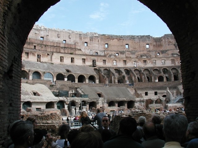 Rome_colosseum-2