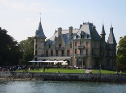 Schloss Schadau; our Untours group lunch