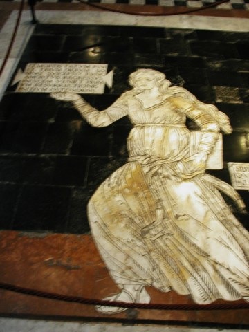 Siena_duomo_interior-3