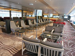 the lounge on deck 10