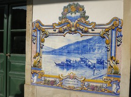 tiles at the train station, ⁨Pinh�o⁩