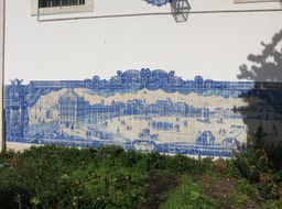 tiles on a Lisbon building wall (1)