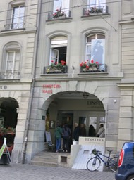 where Einstein lived from 1903-1905