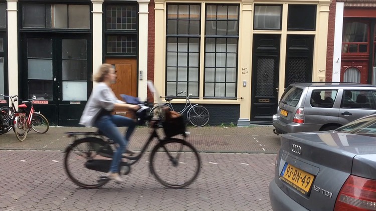 work-traffic-past-our-apart